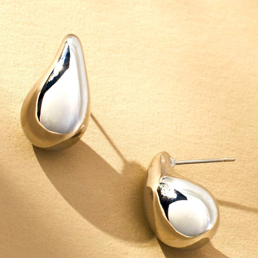 NWT- ANTHROPOLOGIE Gold and Silver tic tock Teardrop Earrings
